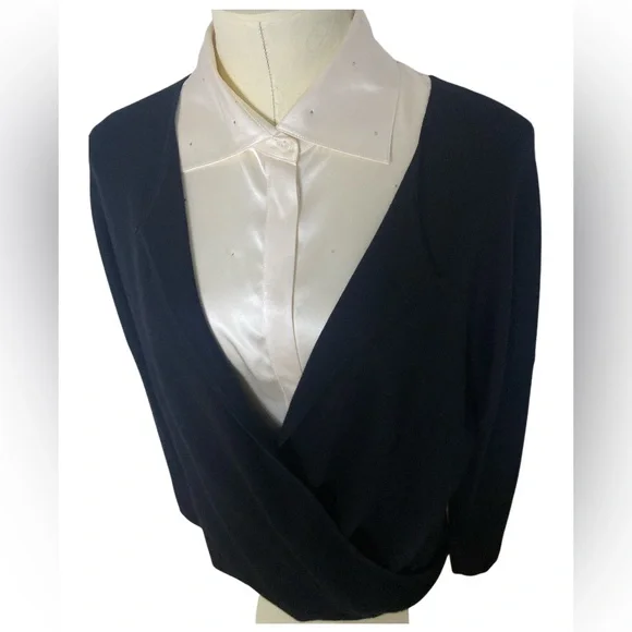 DEREK LAM 70%CASHMERE 30% SILK WRAP SWEATER BLACK SIZE M PRISTINE CONDITION